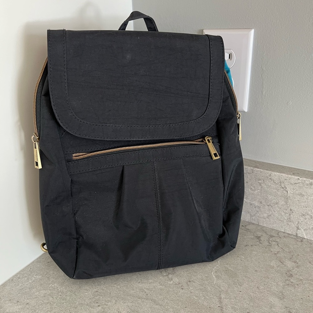 Travelon nylon black backpack
